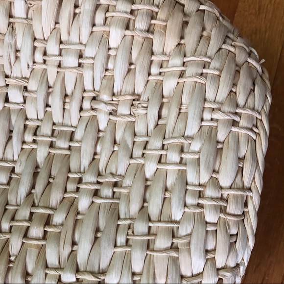 🌽 Woven Cornhusk Shoulder Bag 🌽 - Picture 3 of 13